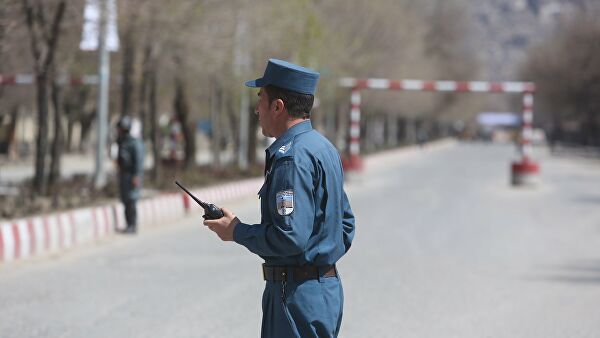 В столкновениях на севере Афганистана погибли 15 полицейских

