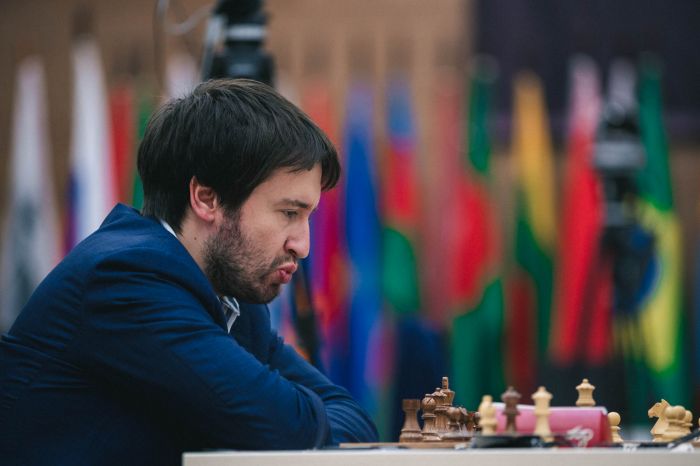 Теймур Раджабов одержал победу в финале Кубка мира по шахматам
