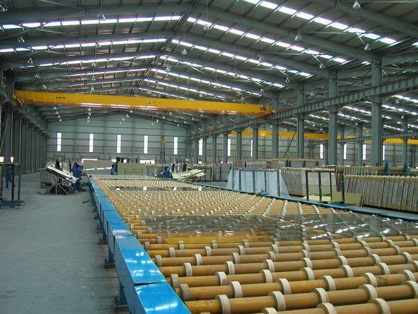 В Азербайджане завершается строительство стекольного завода 