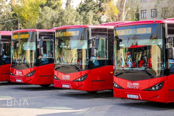 В Баку пущены на линию новые автобусы