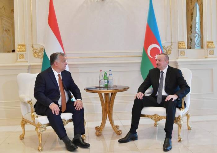 Ильхам Алиев встретился с премьер-министром Венгрии Виктором Орбаном - ФОТО