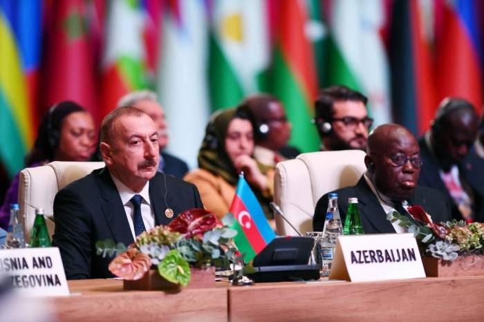 Ильхам Алиев: Изменение границ путем силы, нарушение с использованием силы территориальной целостности стран, вмешательство во внутренние дела недопустимы