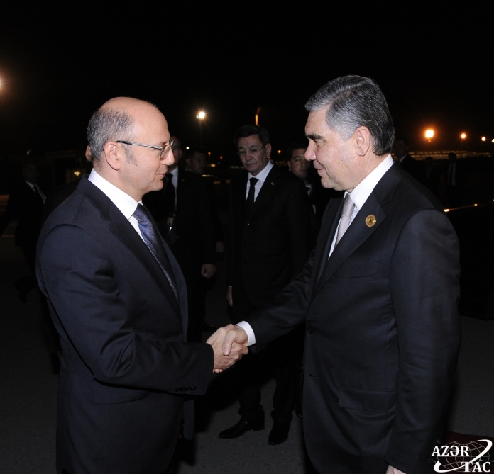 Завершился визит Президента Туркменистана  в Азербайджан - ФОТО
