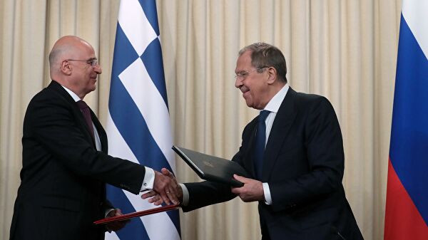 В МИД Греции заявили о начале новой главы в отношения с Россией
