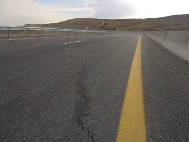 На автомагистрали Баку-Шамахы-Евлах появилась трещина