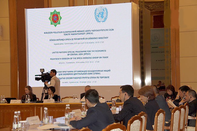 Азербайджану предложено подключиться к соглашению ОЭС по упрощению торговли
