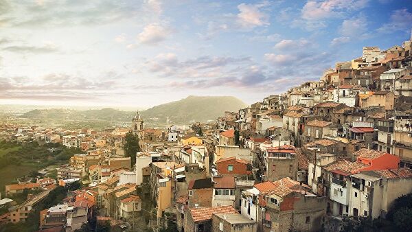 На Сицилии можно купить дом за один евро
