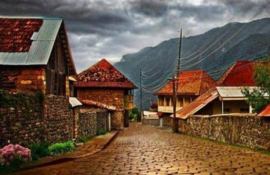 В Азербайджане обсуждается возможность использования сельских домов для размещения туристов
