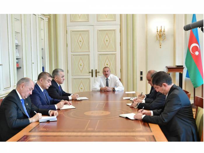 Ильхам Алиев принял новых глав ИВ Ширвана, Зардаба, Сураханского, Ясамальского, Хатаинского районов Баку