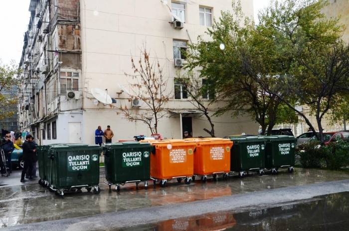 Проект по регулированию бытовых отходов - еще в 3-х районах Баку 