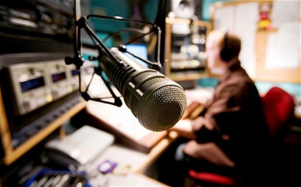 В Азербайджане начался прием документов на конкурс по открытию нового радио