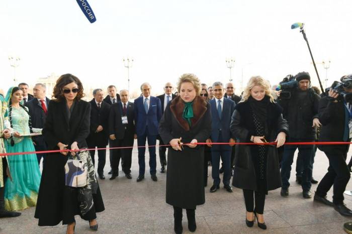 Первый вице-президент Мехрибан Алиева приняла участие в открытии павильона "Азербайджан"в Москве - ФОТО