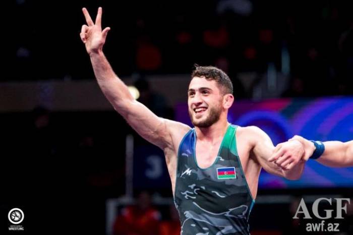 Азербайджанский борец одержал победу на чемпионате в Москве

