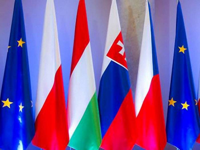 МИД Венгрии: Азербайджан стратегический партнер "Вышеградской группы"
