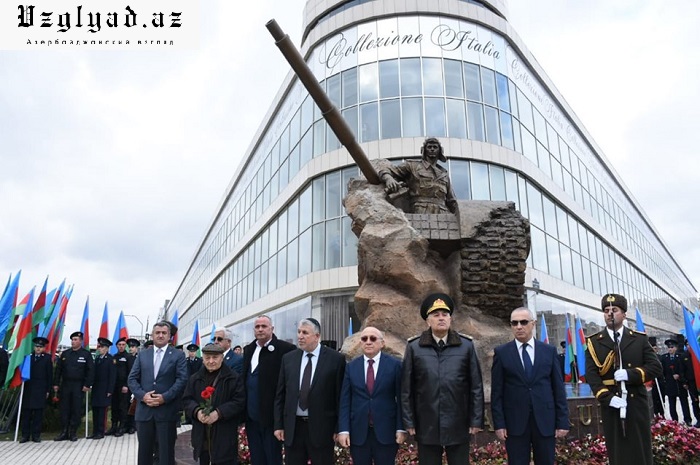 Сегодня состоялось открытие памятника национальному герою Азербайджана - ФОТО