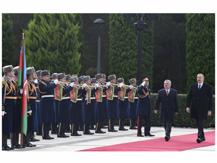 В Баку состоялась церемония официальной встречи короля Иордании - ФОТО
