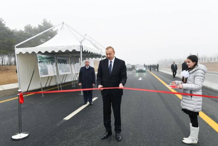 Президент Ильхам Алиев принял участие в открытии участка автодороги Баку-Шамахы-Евлах - ФОТО