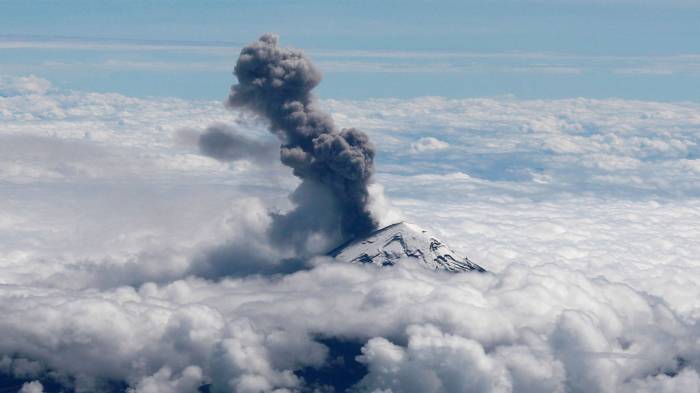 Вулкан Попокатепетль пробудился в Мексике