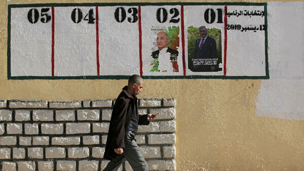 В Алжире начались президентские выборы
