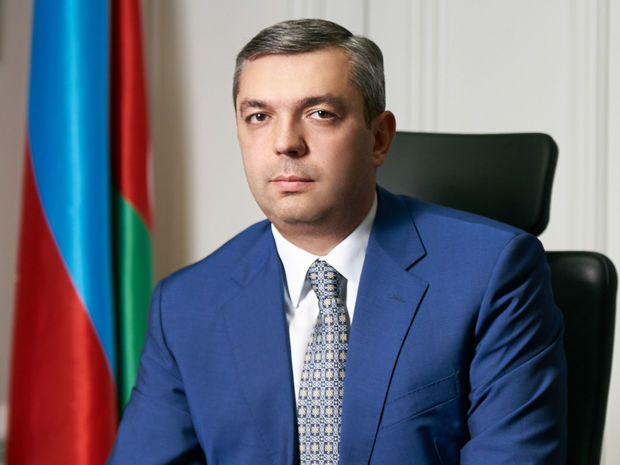 Глава Администрации Президента Азербайджана проголосовал на муниципальных выборах
