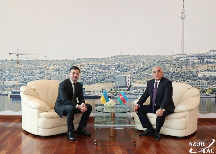 Состоялся рабочий обед между премьером Азербайджана и президентом Украины