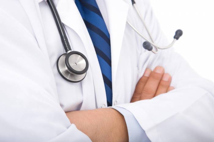 Зарплаты некоторых работников здравоохранения в Нахчыванской АР увеличены на 50 %
