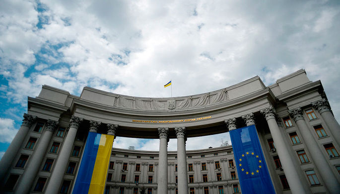 Посла Казахстана вызвали в МИД Украины после заявления Токаева о Крыме