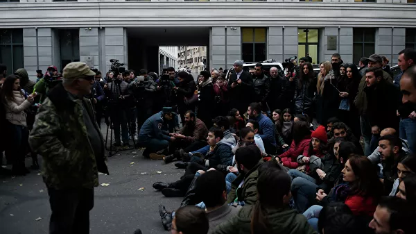 В Армении проходит акция протеста - ВИДЕО