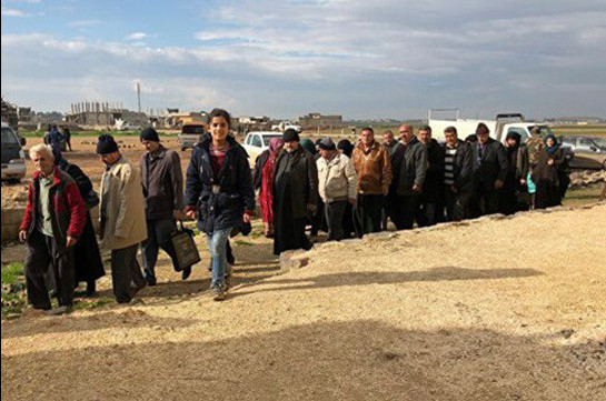 Более 850 беженцев вернулись в Сирию из-за рубежа за сутки
