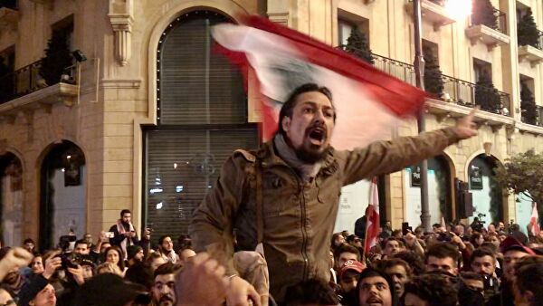 В столице Ливана прекратились противостояния между армией и суннитами
