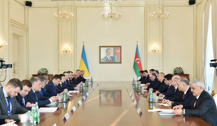 Состоялась встреча Президентов Азербайджана и Украины в расширенном составе
