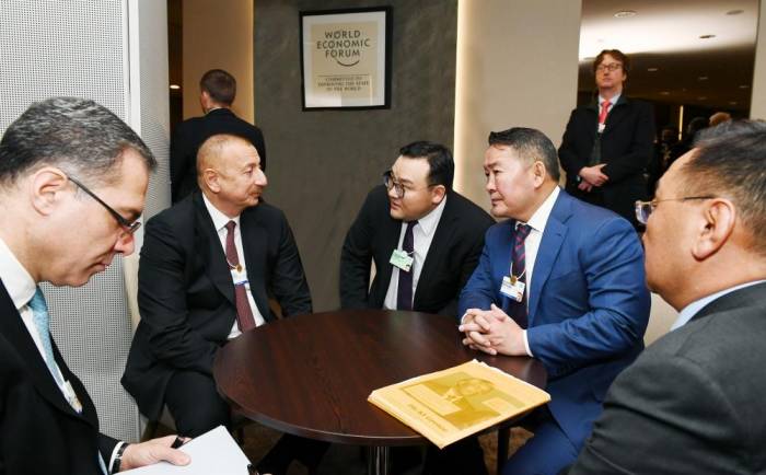 В Давосе состоялась встреча Президента Ильхама Алиева и Президента Монголии - ФОТО