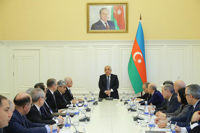 В Кабмине Азербайджана проведено совещание в связи с внедрением ОМС
