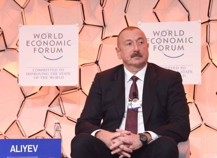Ильхам Алиев: Основная идея и идеология Азербайджана, в том числе молодого поколения, - это суверенитет, независимость и расчет на собственные ресурсы