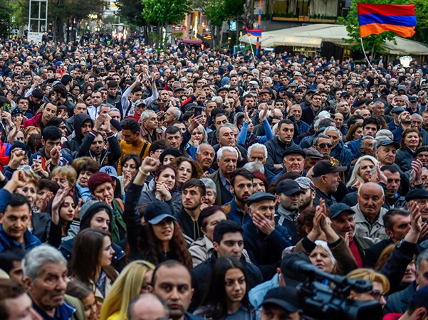 Армения рискует остаться землей без народа