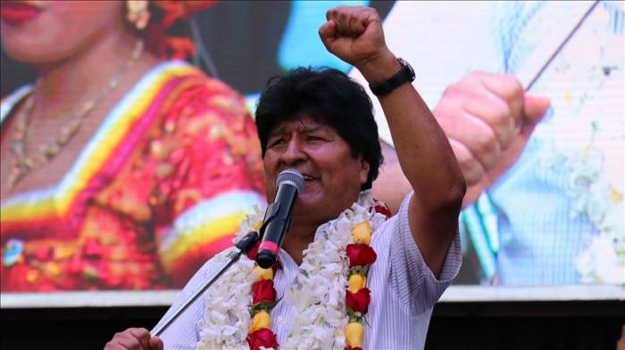 Моралес обещает восстановить демократию в Боливии
