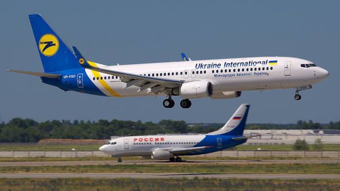 На Украине заявили о желании получить самописцы со сбитого Boeing
