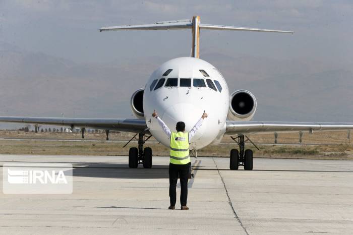 Страны Персидского залива приостановили авиасообщение с Ираном