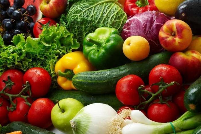 Азербайджан в январе сократил экспорт фруктов и овощей
