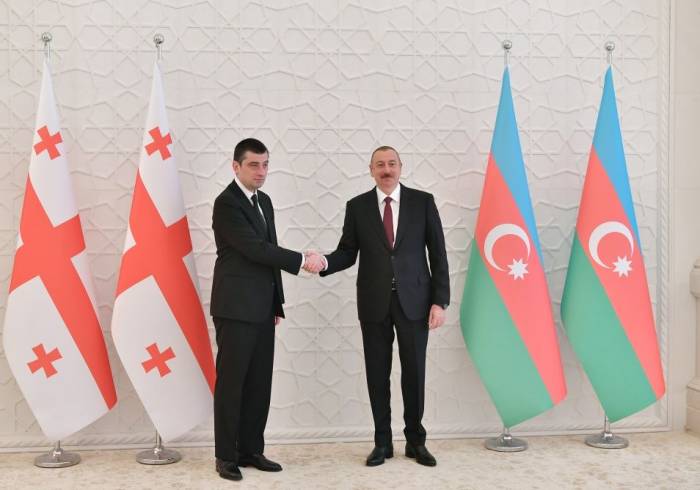 Премьер-министр Грузии позвонил Президенту Ильхаму Алиеву
