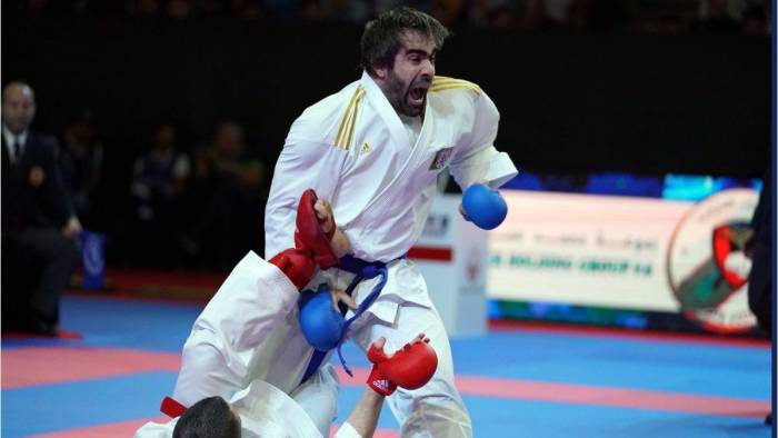 Рафаэль Агаев завоевал золотую медаль Премьер-лиги по каратэ
