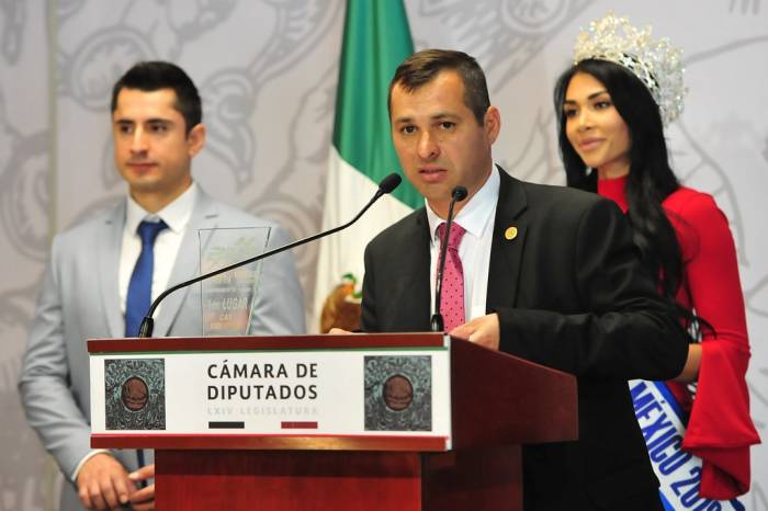 Председатель Группы дружбы Мексика-Азербайджан прибыл в Баку