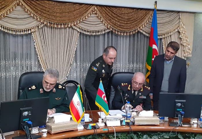Военная делегация Азербайджана находится с визитом в Иране
