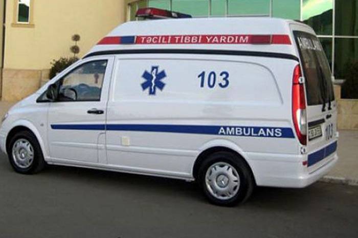 В Баку 69-летнюю женщину сбил автомобиль
