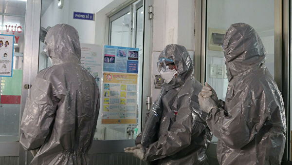 Вьетнам приостановил авиасообщение с Китаем из-за коронавируса
