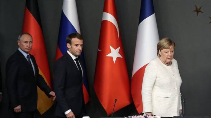 Меркель и Макрон обсудили с Путиным Идлиб

