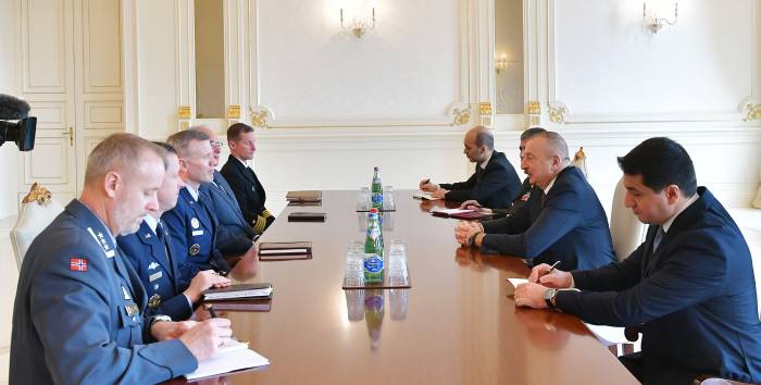 Ильхам Алиев принял делегацию во главе с Верховным главнокомандующим Объединенных сил НАТО в Европе - ФОТО