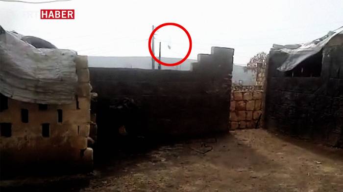 Турция опубликовала видео падения сбитого в Идлибе сирийского вертолета