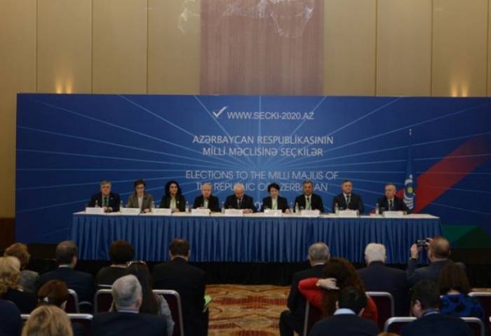Глава миссии наблюдателей от СНГ: Внеочередные парламентские выборы в Азербайджане прошли открыто
