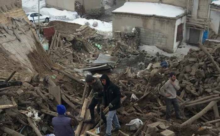 Число погибших при землетрясении в Турции выросло до восьми человек